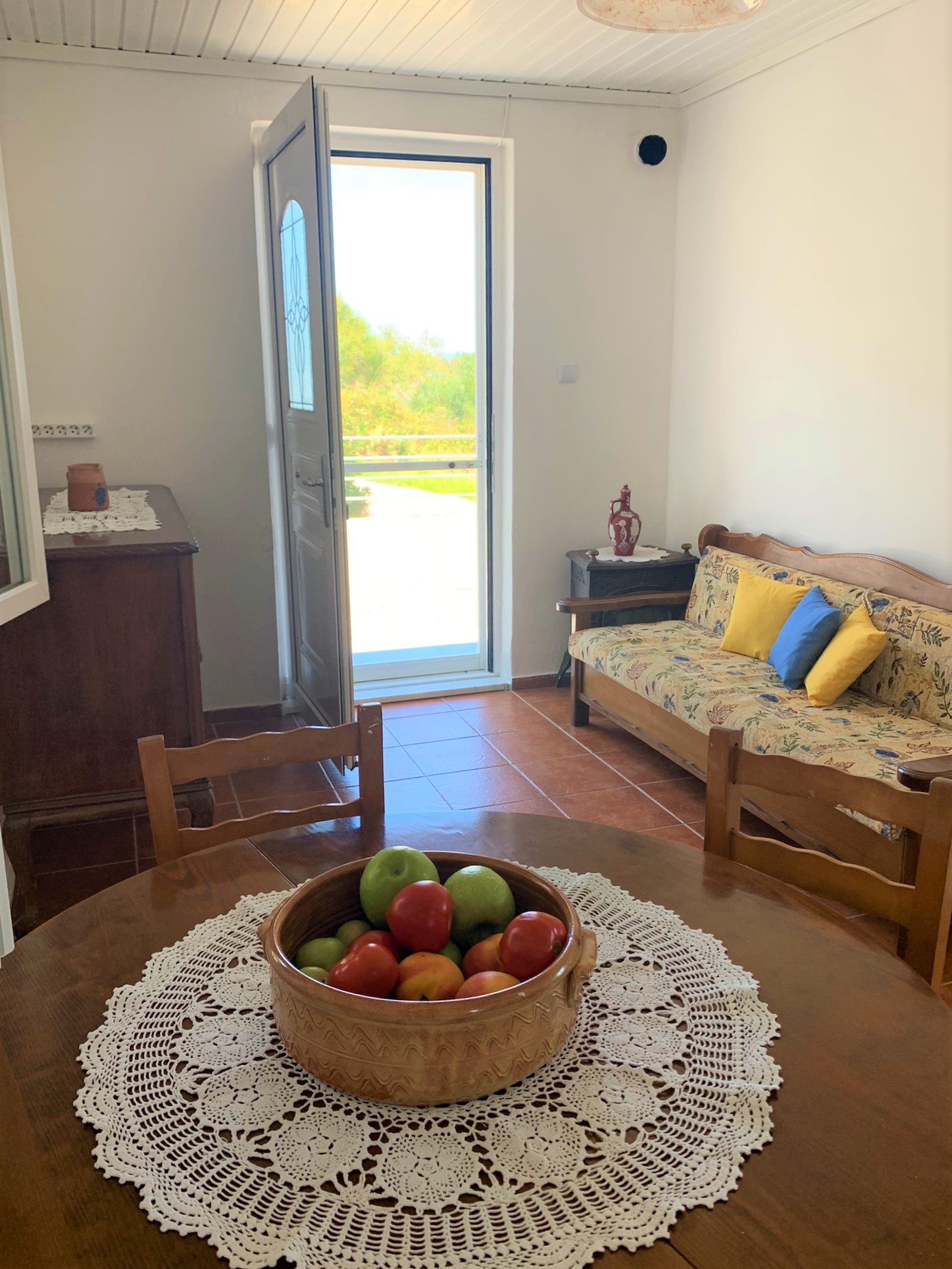 Dining area of house for sale in Ithaca Greece, Platrithyas