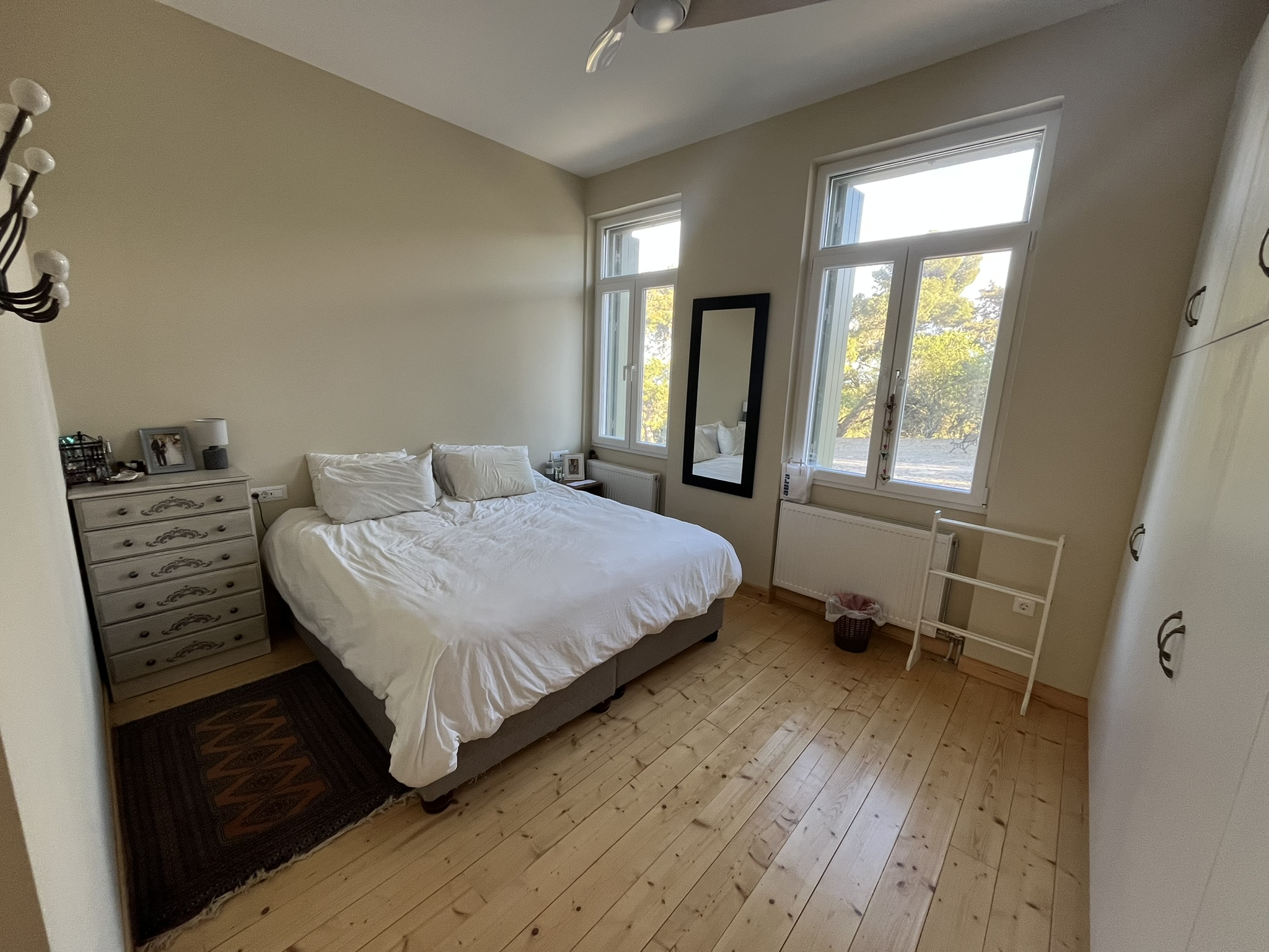 First floor master bedroom of house for sale in Ithaca Greece, Anoghi