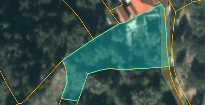 Road view of ruin with land for sale in Ithaca Greece, Kolleri