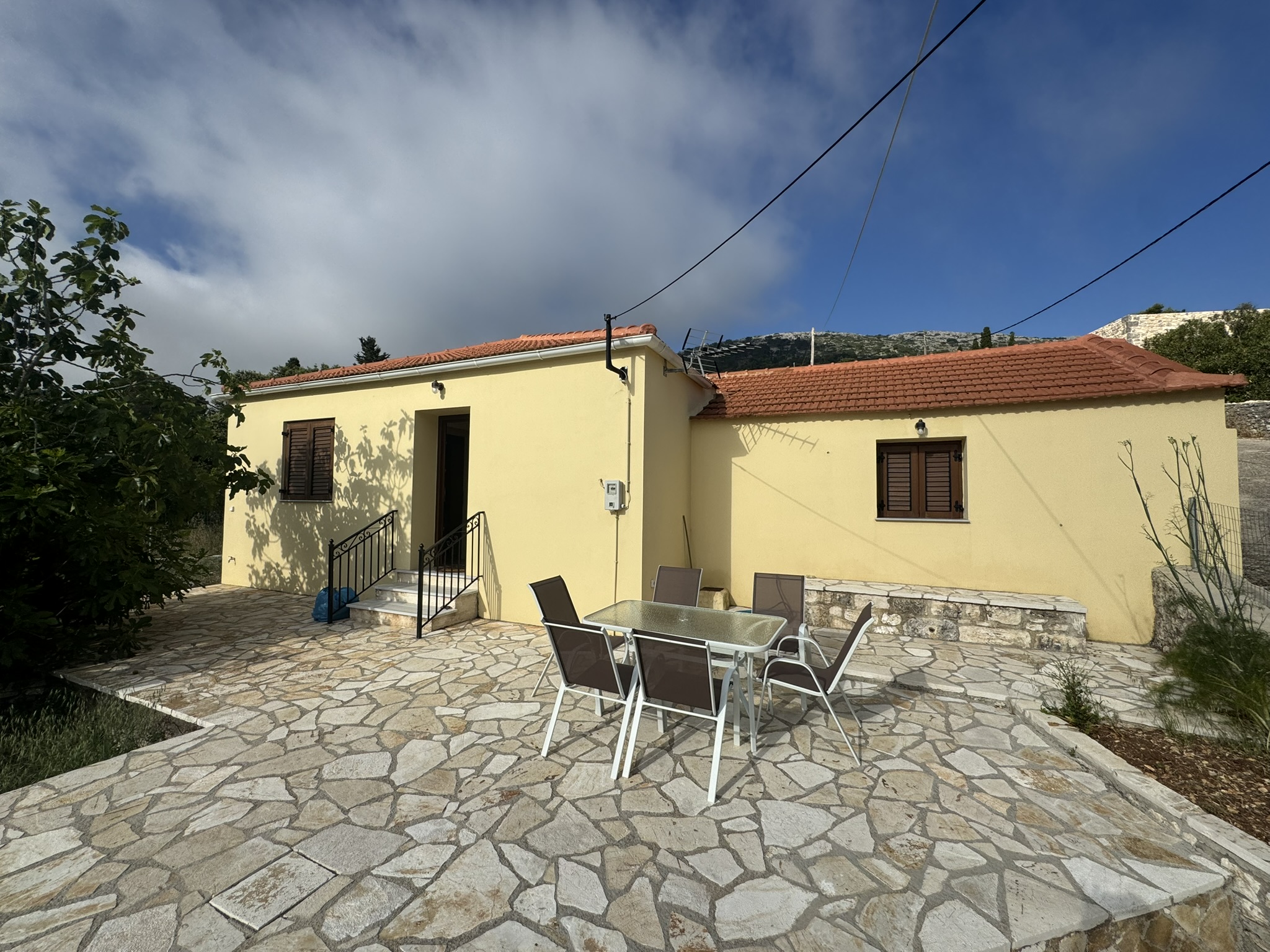 Exterior of house for rent in Ithaca Greece, Anoghi