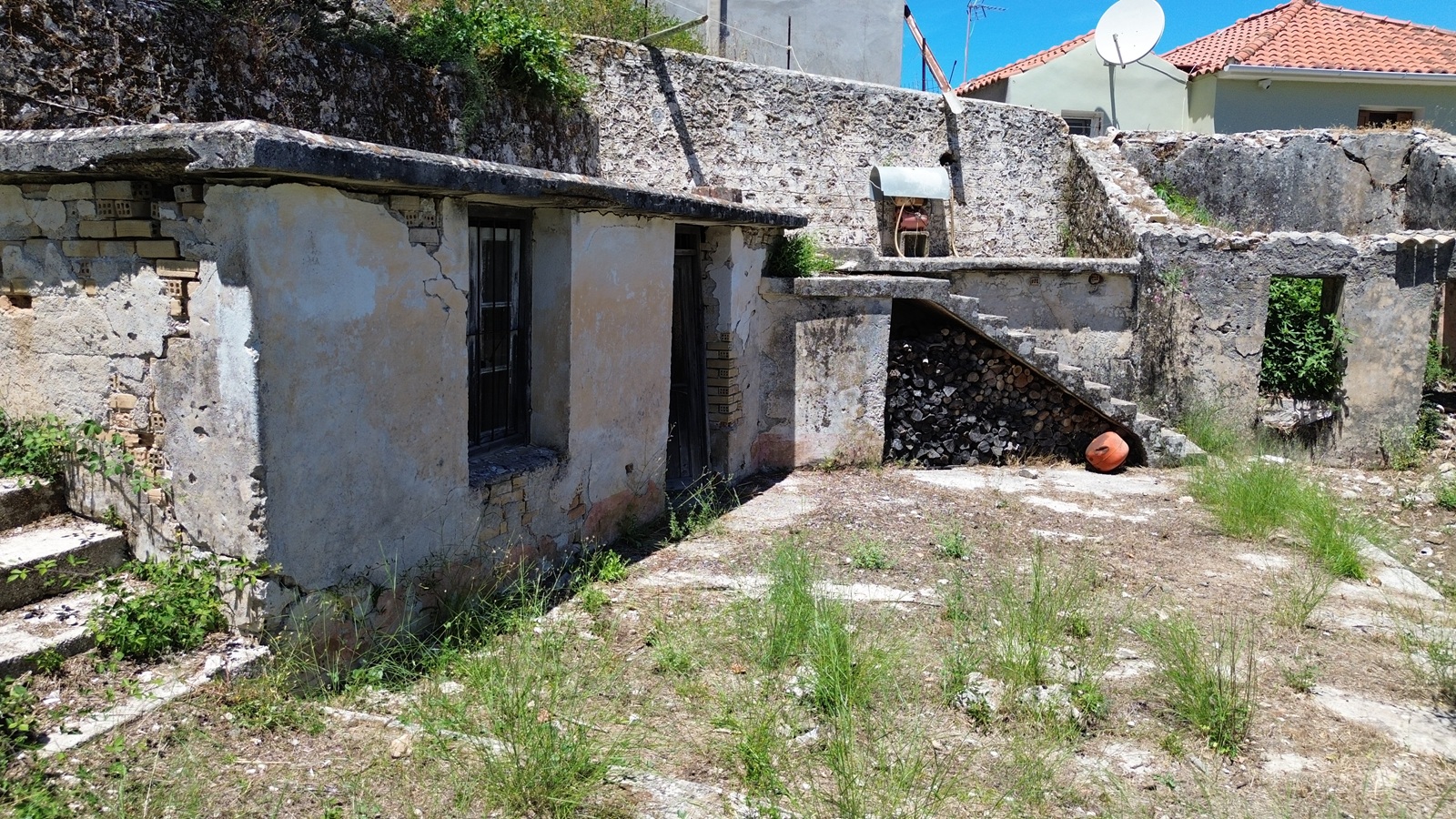 View of ruin with land for sale in Ithaca Greece, Kolleri