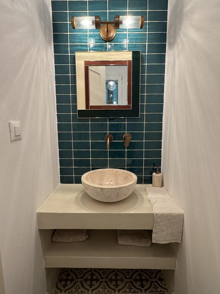 Guest bathroom of house renovated with project management in Ithaca Greece Vathi